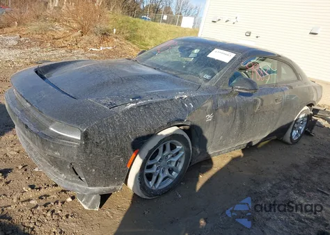 2025 Dodge Charger Daytona R/T Awd z USA, uszkodzony, nr VIN 2C3CDBCK2SR538593